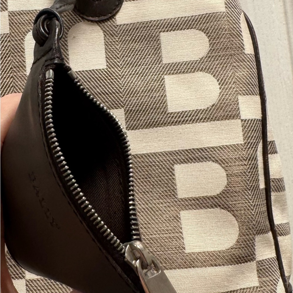 Bally Brown & Cream Logo Canvas Tote Bag w/ Leather Trim + Zip Pouch - Picture 14 of 15